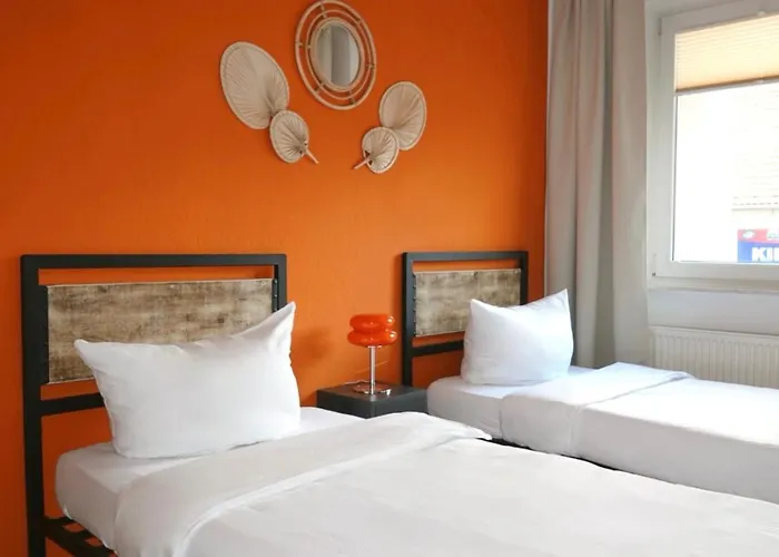 Amber By Comfort Housing - 2 Bedroom Διαμέρισμα Falkensee